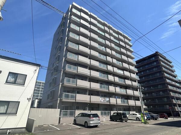 【ヴィンテージ山鼻】外観
