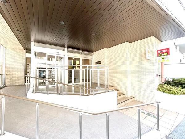 【ラポール錦町マンション】エントランス1 【ラポール錦町マンション】エントランス1