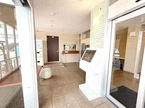 【ラポール錦町マンション】エントランス2 【ラポール錦町マンション】エントランス2