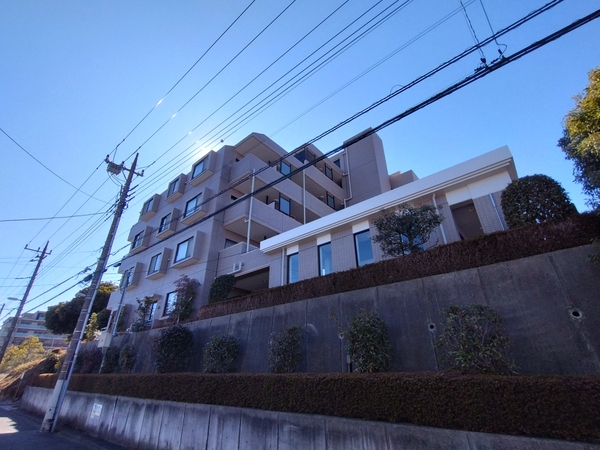 【コスモつきみ野プライムコート】外観