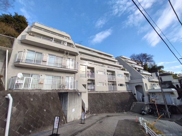 【クリオ保土ケ谷ライフテリア】外観