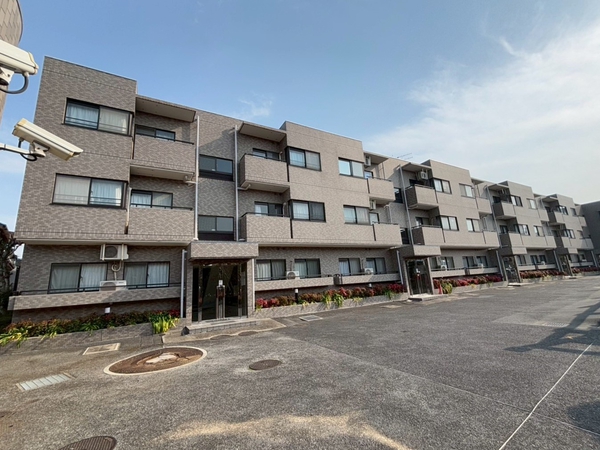 【ライオンズマンション千葉鷹の台】外観