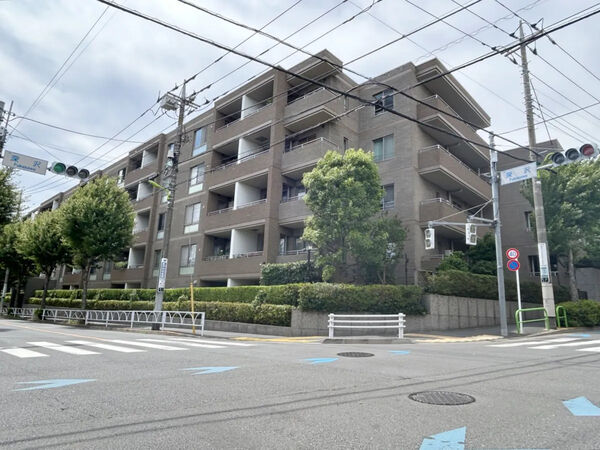 【パルテール深沢】外観