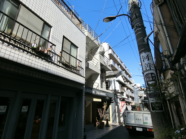 【ガーデン鷹乃羽】外観