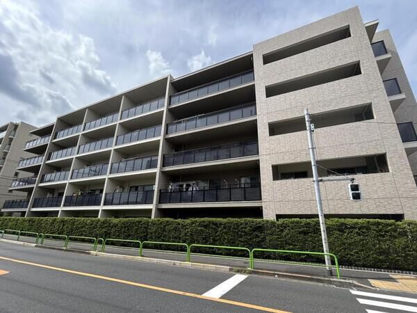 【リリーゼ練馬】外観