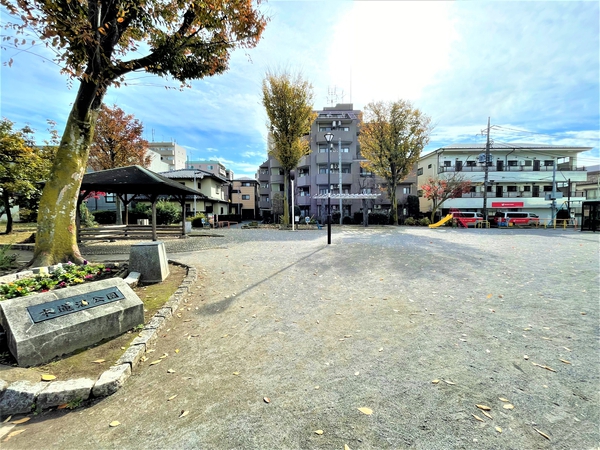 板橋区立本蓮沼公園まで徒歩2分（約160m）