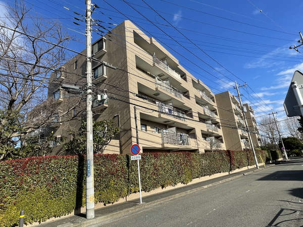 【ベルググランデ鷺沼】外観