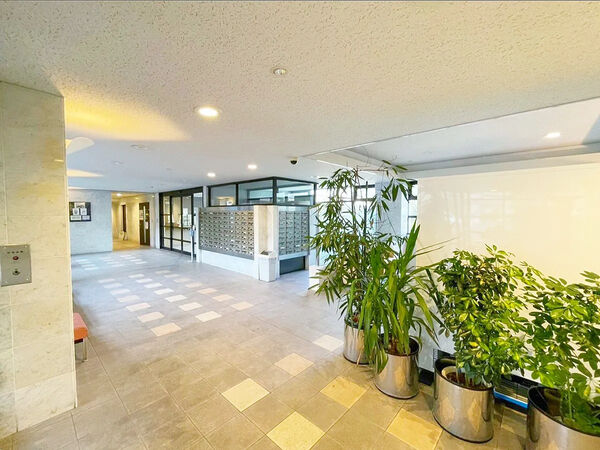 【新山下ベイシティ】エントラン2