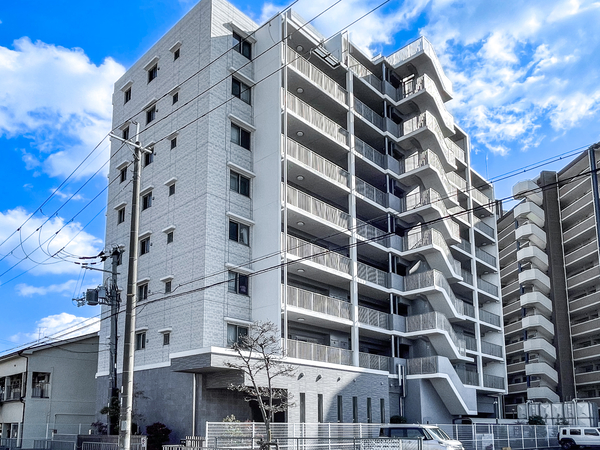 【ヴェリテ富田林プレミアム】外観