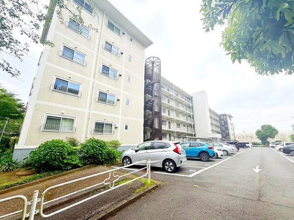 【稲毛ファミールハイツ】16号棟　外観2