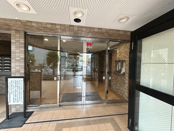 【ロイヤルシャトー幕張本郷】オートロック 【ロイヤルシャトー幕張本郷】オートロック