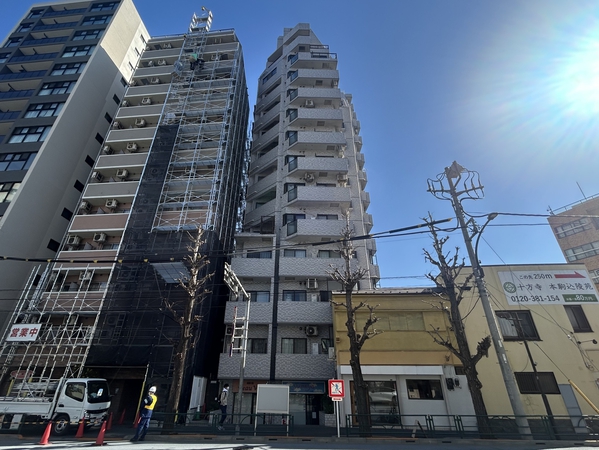 【ライオンズプラザ白山】外観