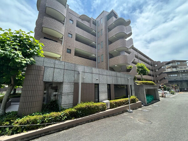 【ヴェルナール富雄】外観(弐番館’) 【ヴェルナール富雄】外観(弐番館’)