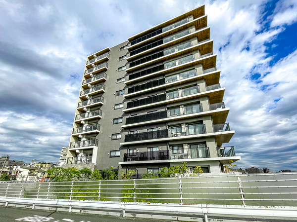 【ウィルローズ横浜鶴見】外観