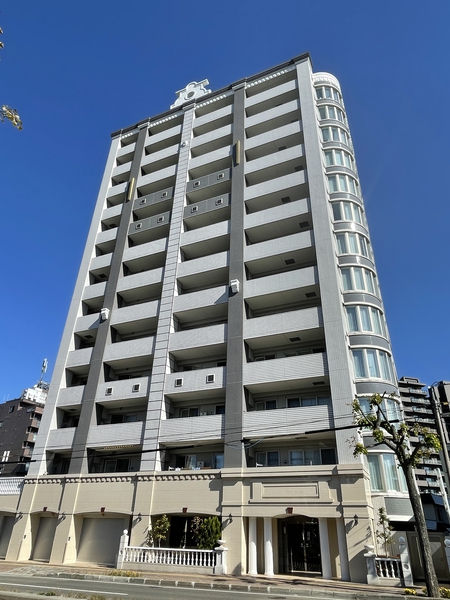 グランファーレ学園前ステーションサイド