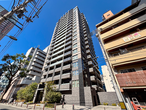 【プレサンスレジェンド大阪新町タワー】外観