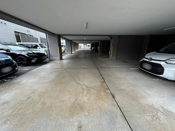 【エンゼルハイム大橋南】駐車場