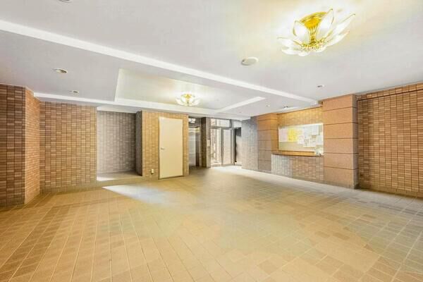 【JGMヴェルデ板付中央公園】エントランス1