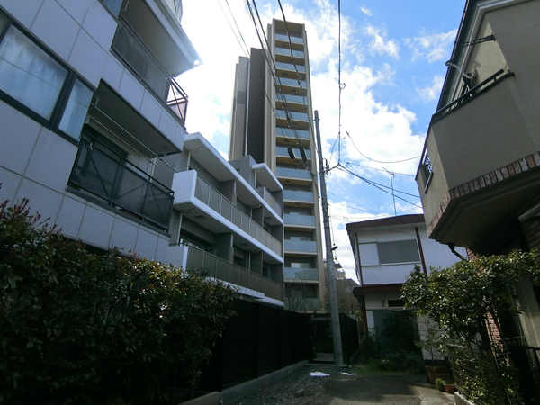 【クリオラベルヴィ武蔵小杉】外観