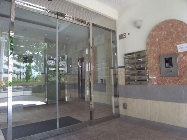 【泉・高柳パークスクエア】エントランス 【泉・高柳パークスクエア】エントランス