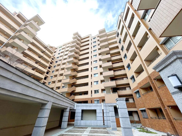 グランドメゾン万博公園南