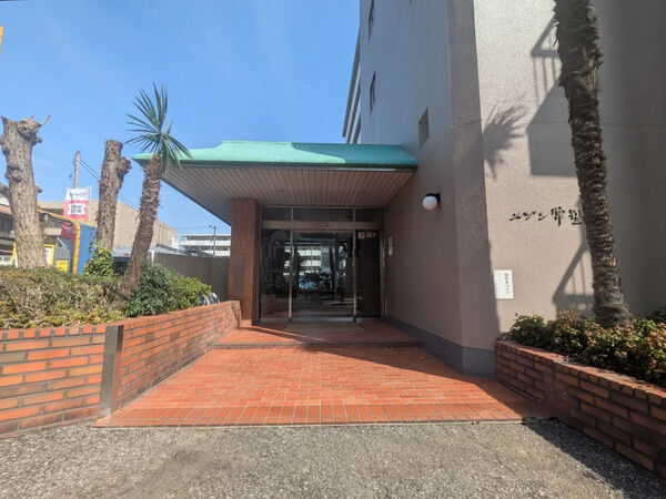 【メゾンときわ台】エントランス