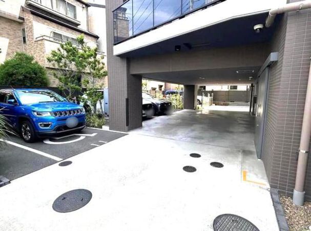 【ベルジェンド瑞江ラリュールルフレ】共用部分(駐車場) 【ベルジェンド瑞江ラリュールルフレ】共用部分(駐車場)