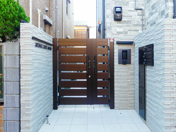 【リムテラス荻窪天沼】エントランス