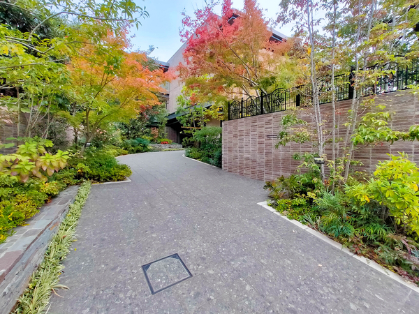 【グランドメゾンThe山手118】エントランス 【グランドメゾンThe山手118】エントランス