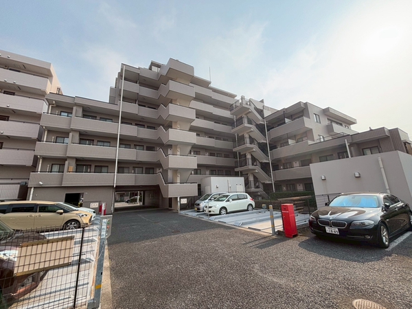 【東急ドエル・アルス薬園台グランドプラザ】外観