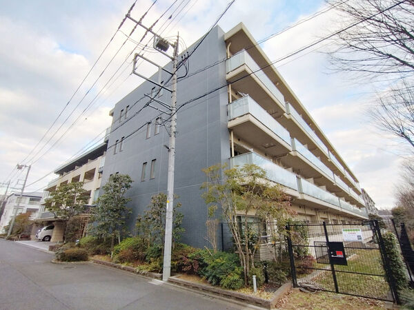 【デュオセーヌ緑山】外観