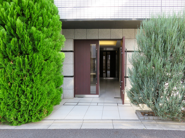 【アイル上北沢】エントランス 【アイル上北沢】エントランス