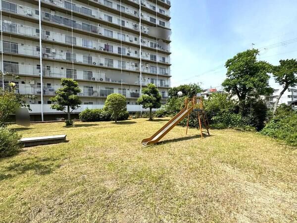 【新北野第1コーポ】共用部分（公園）1