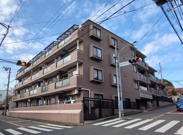 【ライオンズマンション横浜保土ヶ谷】外観