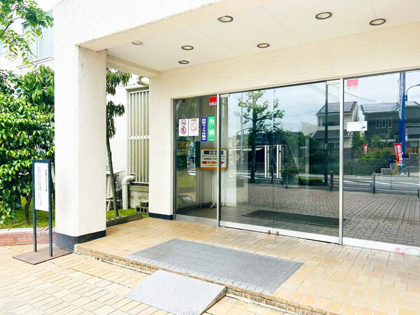 【イトーピア向日マンション】エントランス