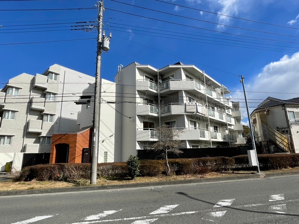 【グリーンヒルズ鶴ケ峰】外観