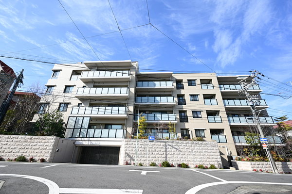 【グランドメゾン東山ザ・テラス】外観