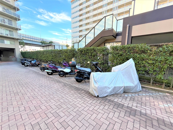バイク置き場