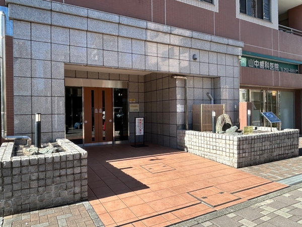 【サングレイス横浜南】エントランス