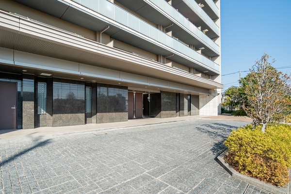 【オーベルグランディオ東大和】エントランス 【オーベルグランディオ東大和】エントランス