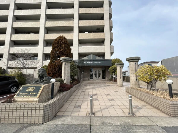 【ライオンズマンション港西第5】エントランス 【ライオンズマンション港西第5】エントランス