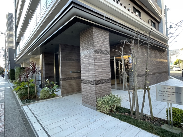 【ライフレビュー相模原】エントランス