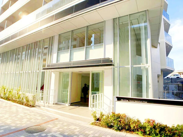 【Brillia Tower池袋West】エントランス 【Brillia Tower池袋West】エントランス