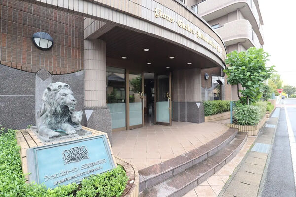 【ライオンズガーデン三河安城第3】エントランス