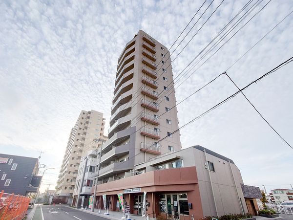 【アクエス武蔵藤沢Ⅱ】外観