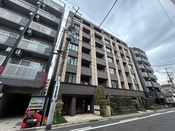 【クレヴィア横濱弘明寺】外観