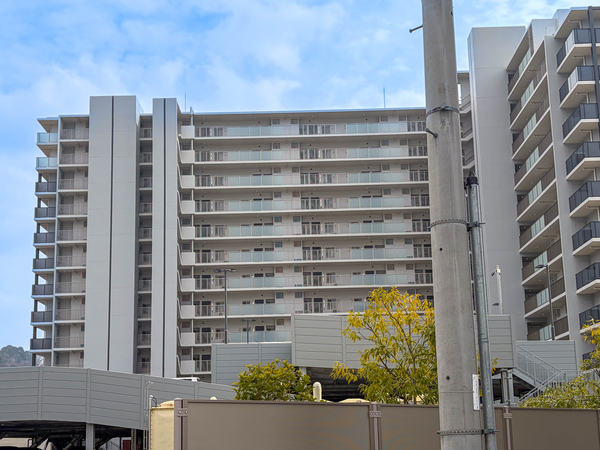 【リビオ彩都】外観 【リビオ彩都】外観