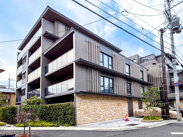 【ライオンズ鴨川東】外観 【ライオンズ鴨川東】外観