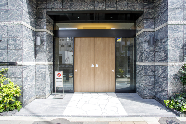 【プレシス西日暮里】エントランス 【プレシス西日暮里】エントランス