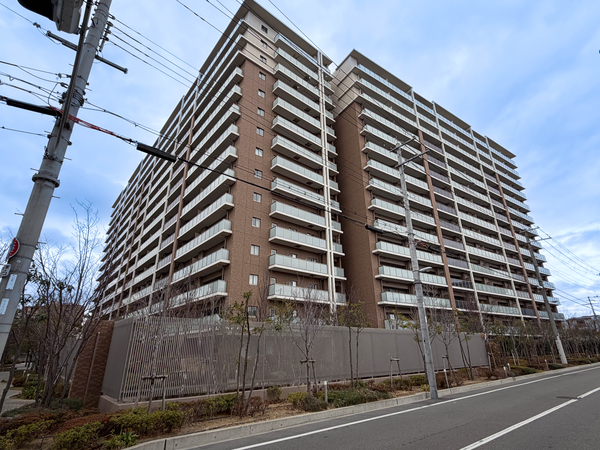 【ブランズシティ上新庄】外観